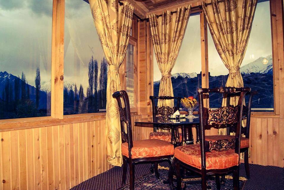 Fairy Land Hotel Karimabad  Exterior photo