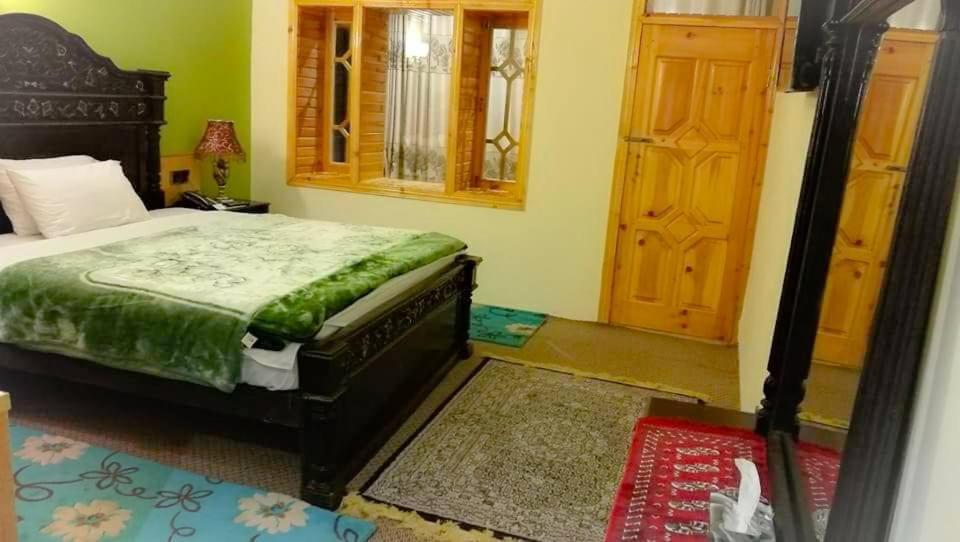 Fairy Land Hotel Karimabad  Exterior photo